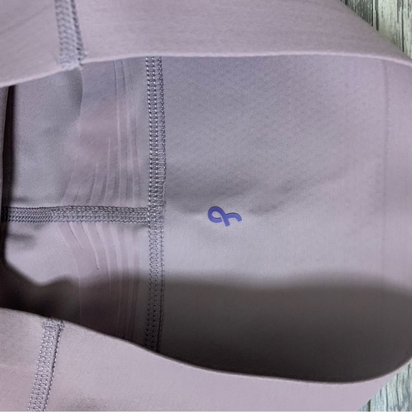 Fanka Reversible Body Sculpt Leggings - Picture 3 of 7